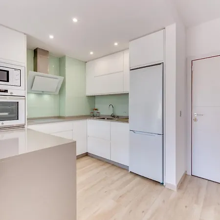 Vb Palm Avenue 1bdr *