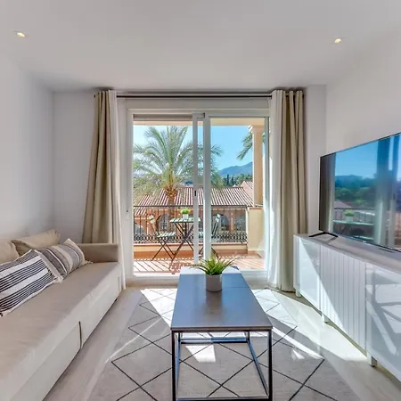 Vb Palm Avenue 1bdr *